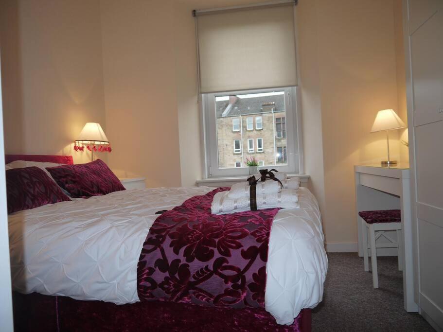 Fabulous Location, One Bedroom West End Flat, Just Off Byres Rd, Close To Sec & Hydro Glasgow Eksteriør billede